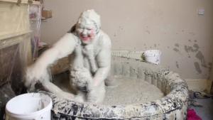 mud-wrestling-with-candy_14.jpg