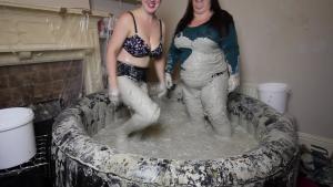 mud-wrestling-with-candy_6.jpg